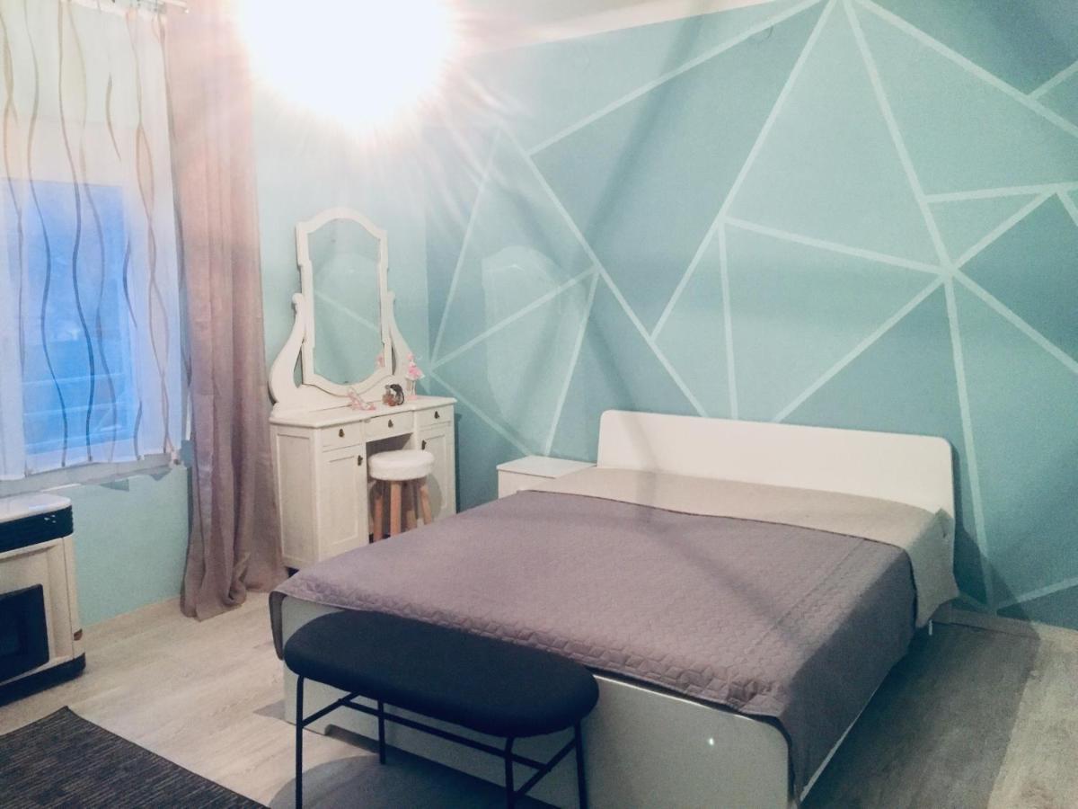 Lelle-Kert Apartman 02 بالاتوليلّي المظهر الخارجي الصورة